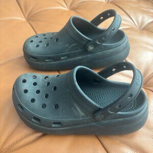 Crocs Mega Crush platform clogs